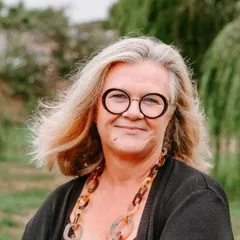 Hélène T.